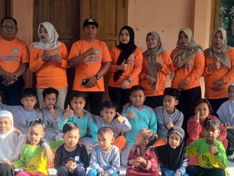 Olahraga Bersama semua Murid