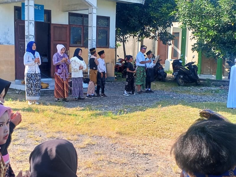 Memperingati Kelahiran Ibu Kartini